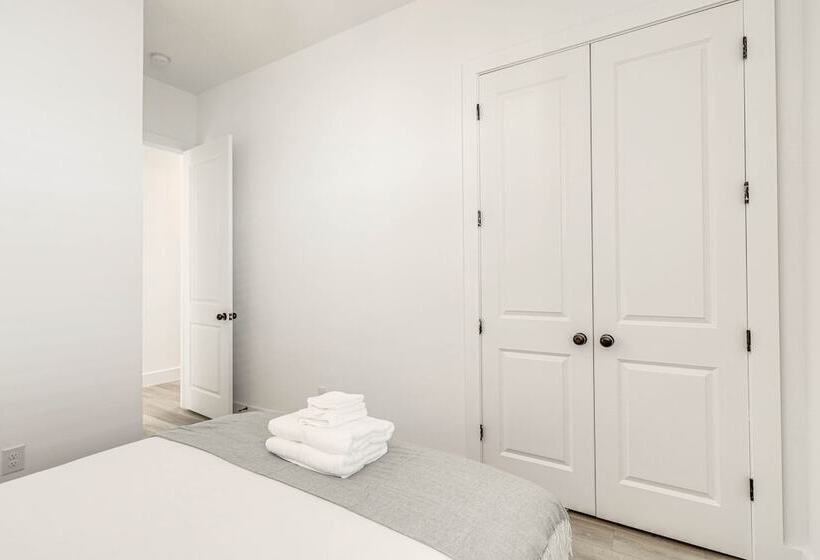 Modern Houston Vacation Rental, 8 Mi To Downtown!