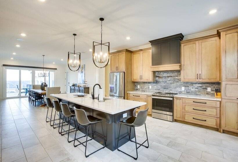 Peaceful Celina Retreat W/ Dale Hollow Lake Views!