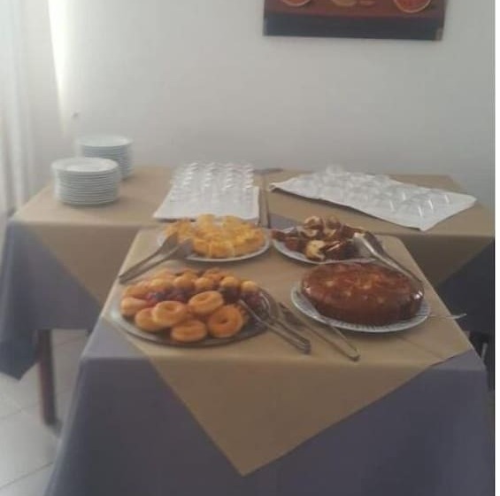 Panzió Room In B&b Standard Double Or Twin Room In Ischia For 2 People