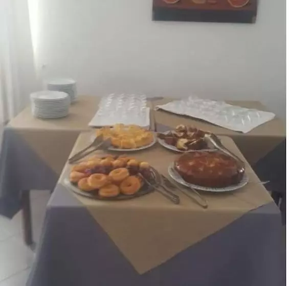 Majatalo Room In B&b   Standard Double Or Twin Room In Ischia For 2 People