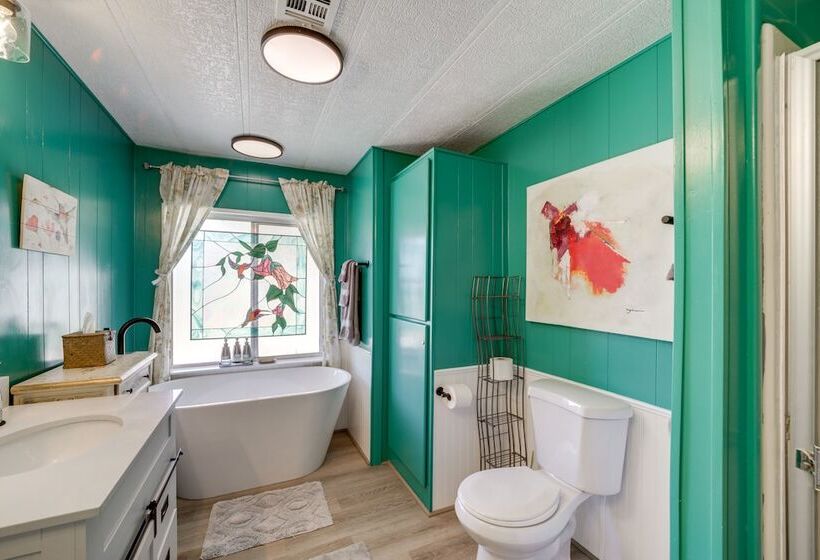 Charming Camp Verde Home: Hiking, Wine & More!