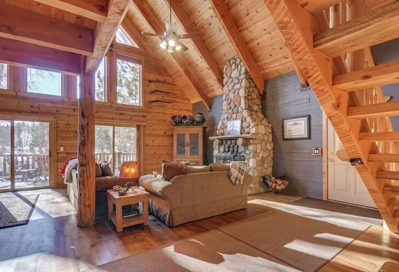 Secluded Cabin Near Lake, 18 Mi To Brian Head!