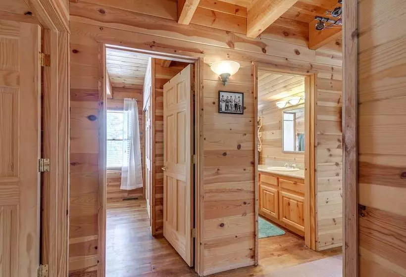 Secluded Cabin Near Lake, 18 Mi To Brian Head!