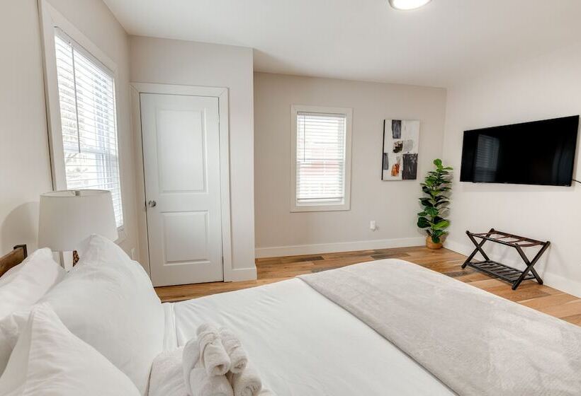 Spacious East Orange Home: Steps To Elmwood Park!