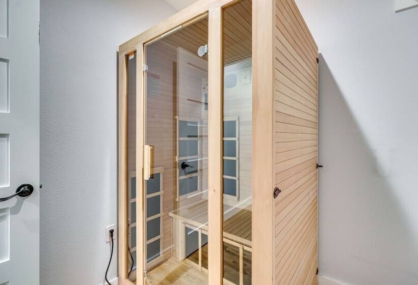 Updated Austin Home ~ 1 Block To Hike/bike Trail!