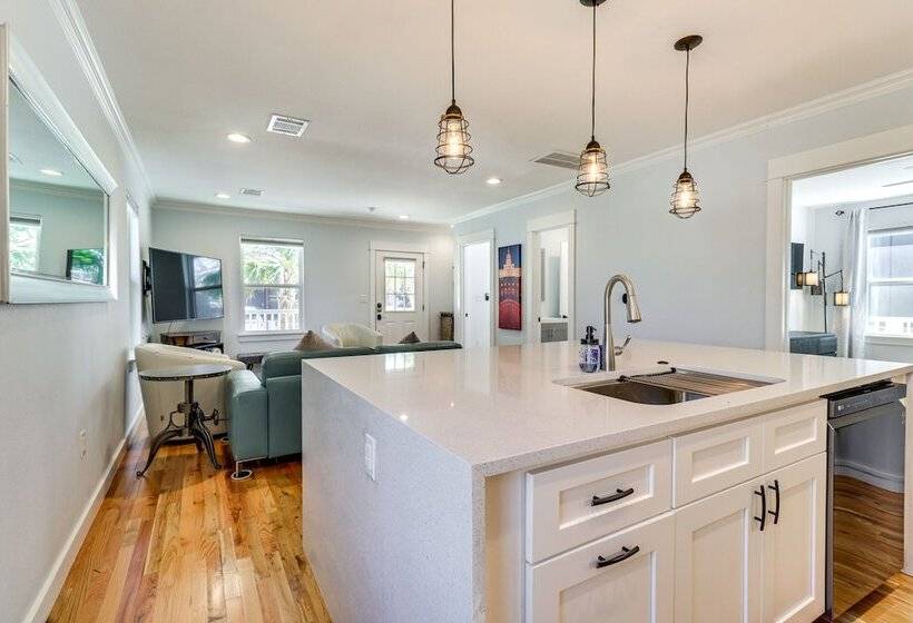 Updated Austin Home ~ 1 Block To Hike/bike Trail!