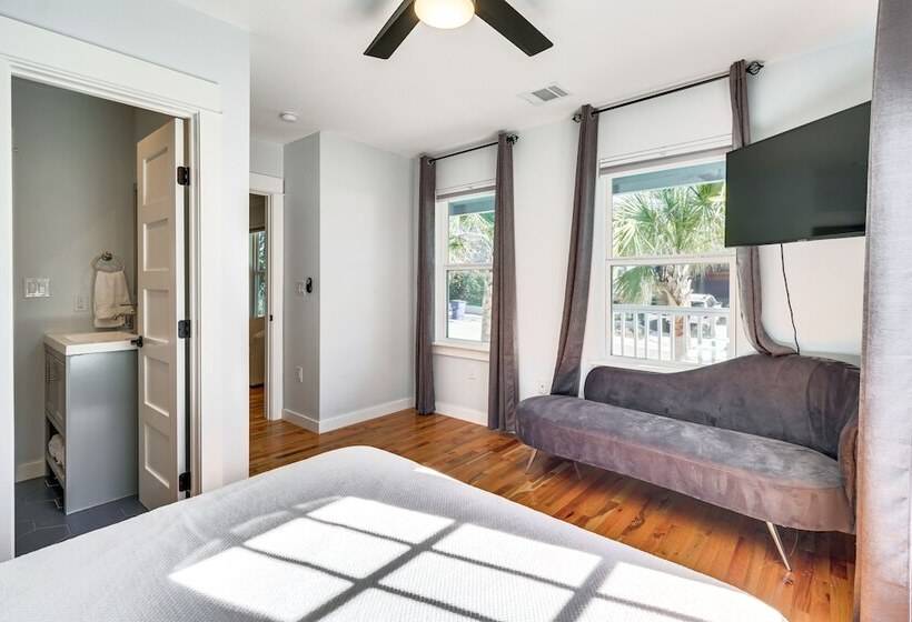 Updated Austin Home ~ 1 Block To Hike/bike Trail!