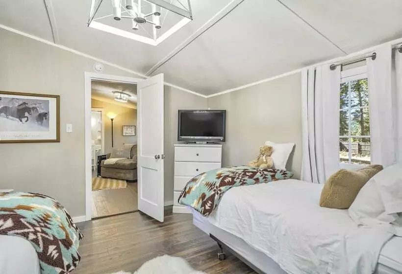 2brwren S Nestdowntown And Hiking Nearby