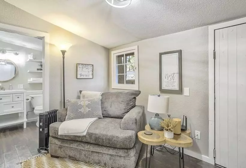 2brwren S Nestdowntown And Hiking Nearby