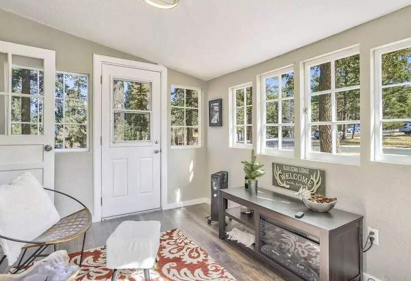 2brwren S Nestdowntown And Hiking Nearby