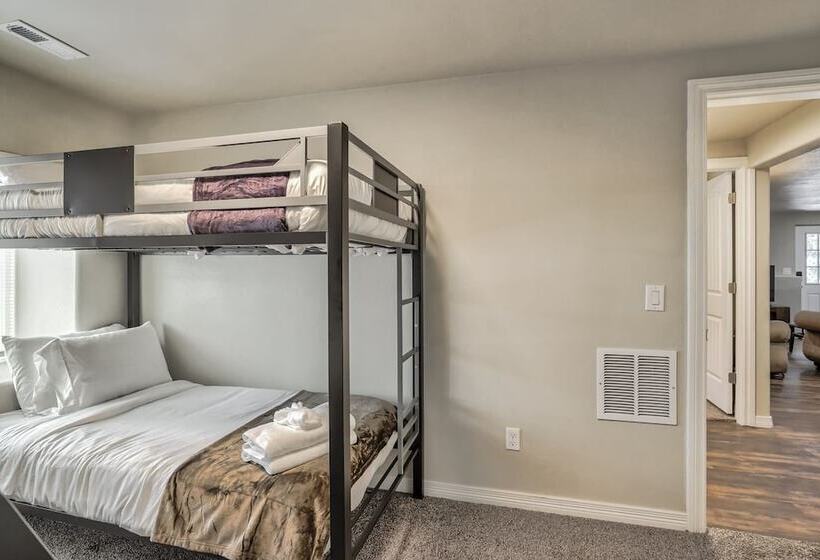 6bdmountain Getawayfire Placeminutes To Pikes Peak & Charis