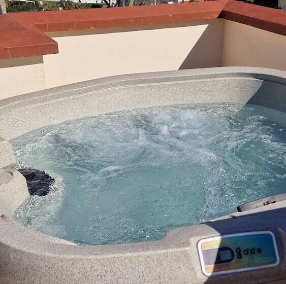 בית מלון כפרי Apartamentos Latin