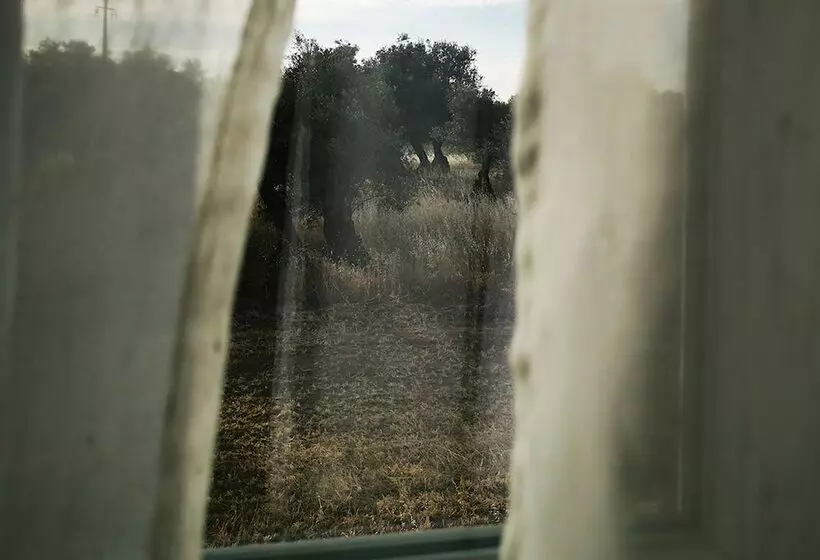 Maaseutuhotelli Quinta Do Louredo   évora