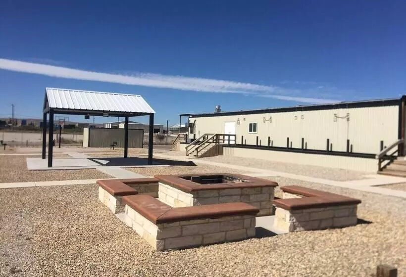 Motelli The Armadillo Hotel Carlsbad