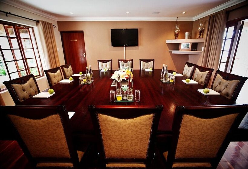 Пансион Engedi Guesthouse