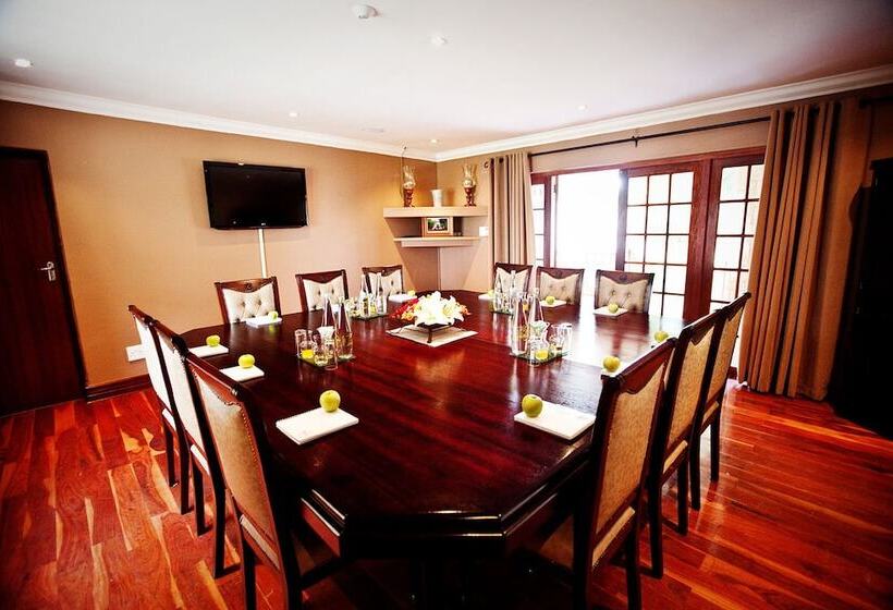 Пансион Engedi Guesthouse