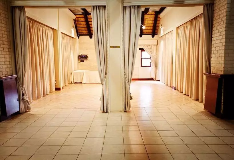 ペンション Engedi Guesthouse
