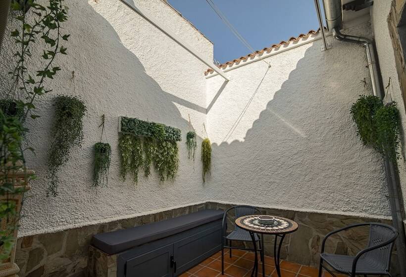 بنسيون La Posada Del 42