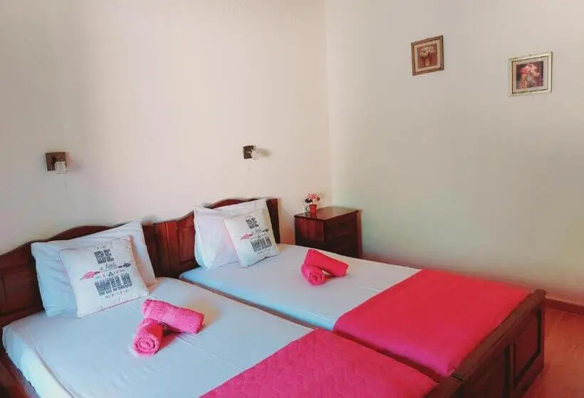 Zoi & Alexia Apartments