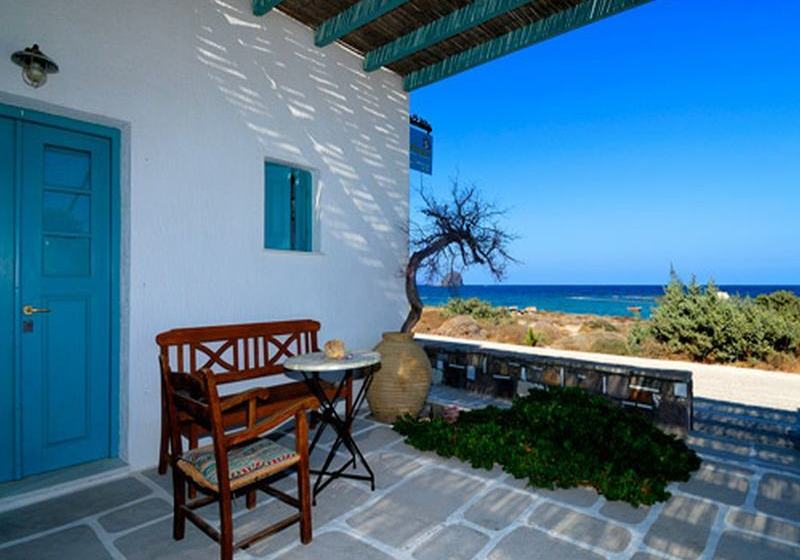 Anemoessa Studios & Rooms