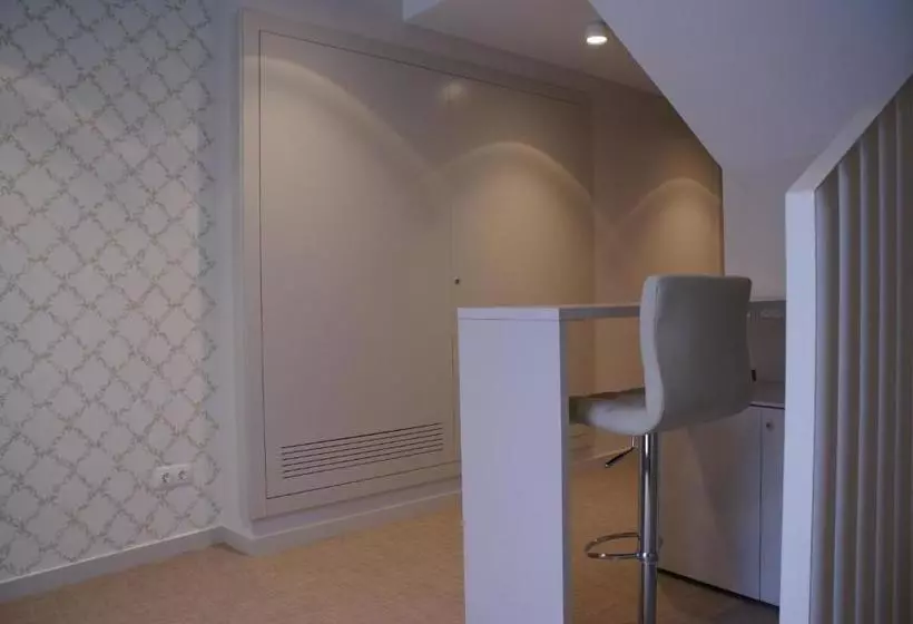 Aparthotel K