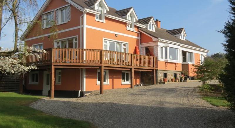 住宿加早餐  Ferrycarrig Lodge