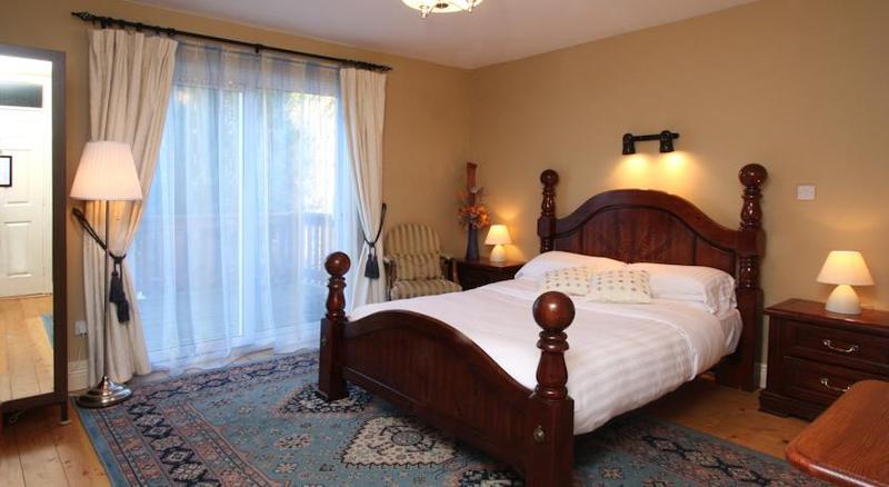 住宿加早餐  Ferrycarrig Lodge