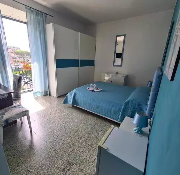 تختخواب و صبحانه Palazzo Della Marra