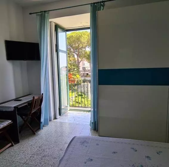 تختخواب و صبحانه Palazzo Della Marra