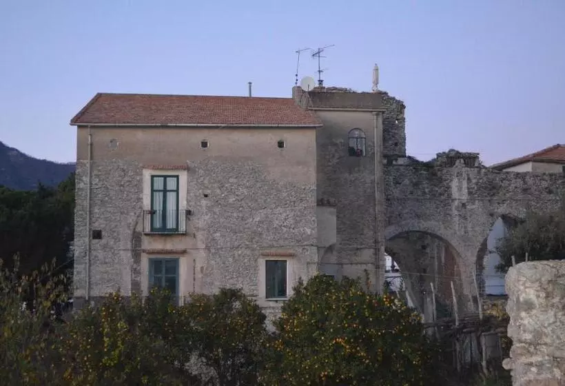 تختخواب و صبحانه Palazzo Della Marra
