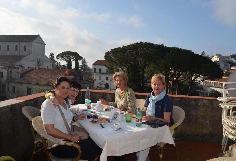 ベッドアンドブレックファースト Palazzo Della Marra