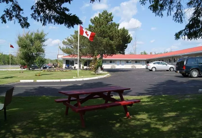 Blue Jay Motel