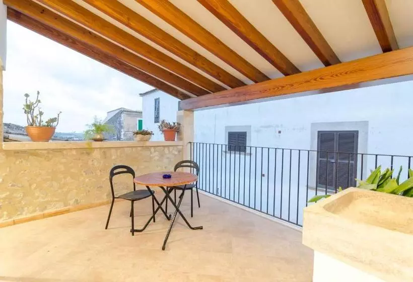 Embat Alberg Juvenil   Hostel