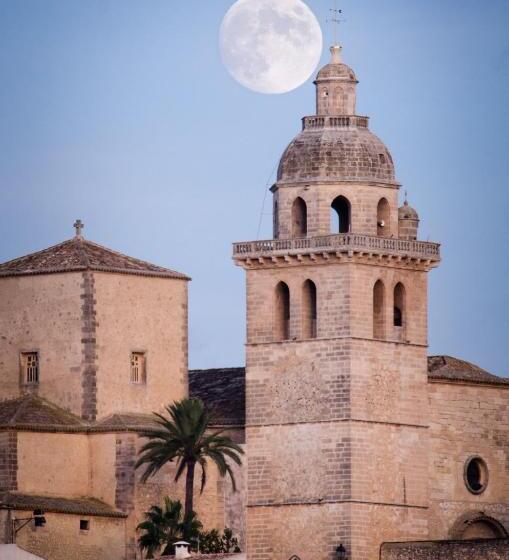 Embat Alberg Juvenil Hostel