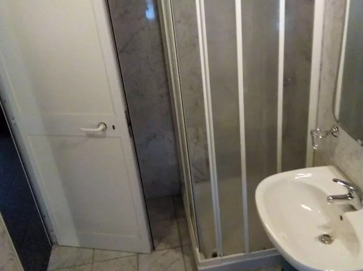 هتل Agriturismo Locanda Del Papa