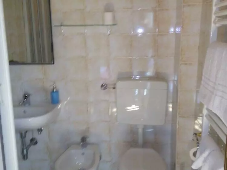 هتل Agriturismo Locanda Del Papa