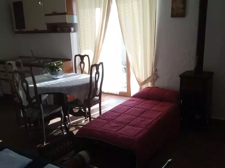 هتل Agriturismo Locanda Del Papa