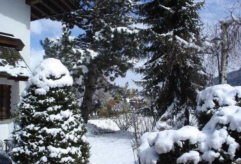 בית מלון כפרי Brigitta