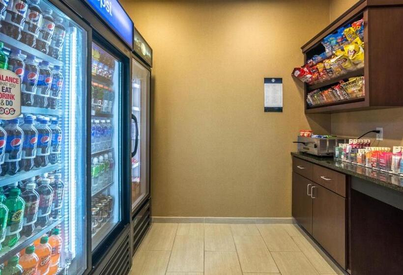 Cobblestone Hotel & Suites   Harborcreek