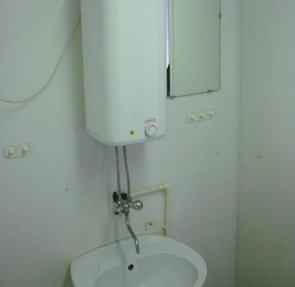 בית מלון כפרי Hostel Metro