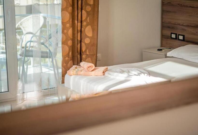 בית מלון כפרי Kamomil