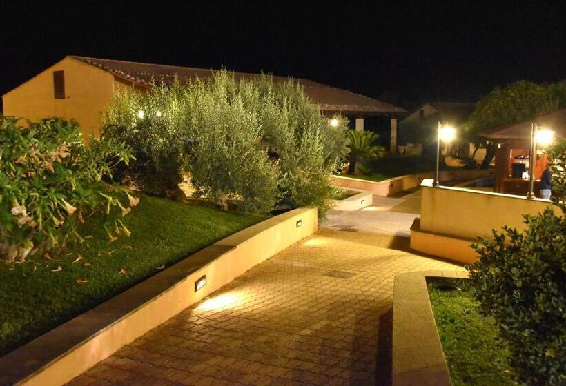 فندق Kikki Village