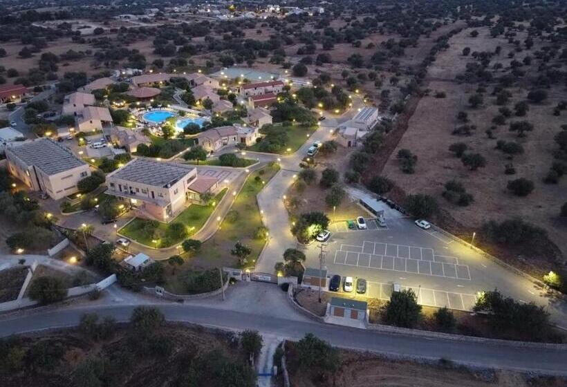 فندق Kikki Village