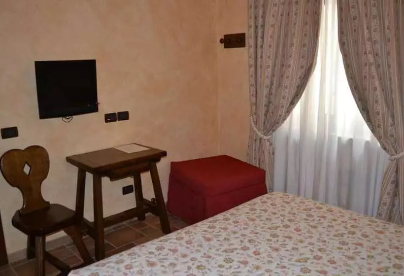 هتل La Piazzetta Rooms & Breakfast