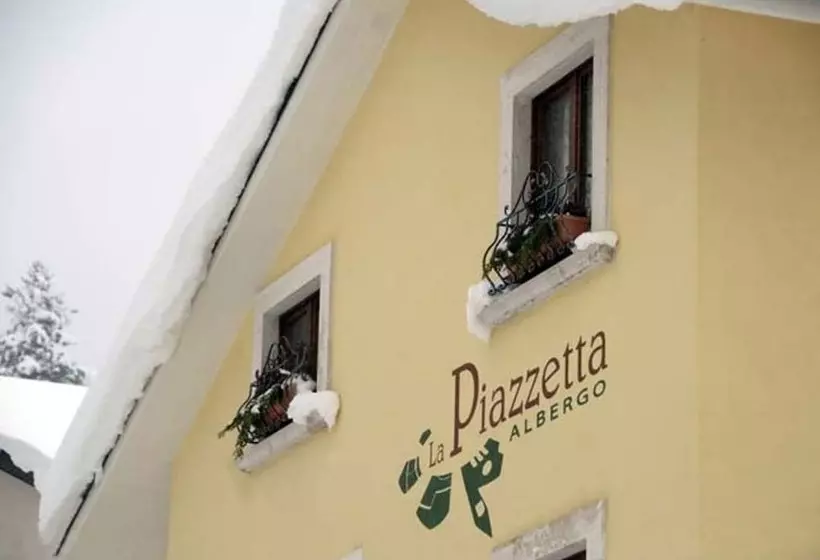 هتل La Piazzetta Rooms & Breakfast