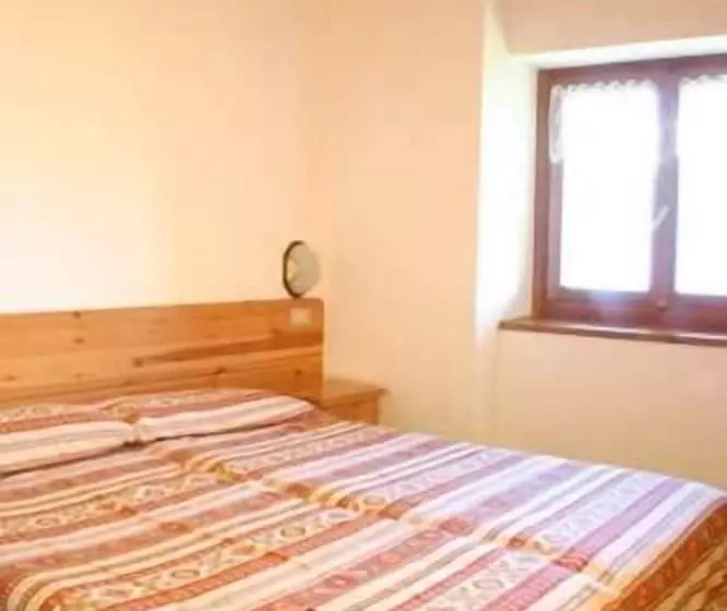 Hotelli Le Vieux Noyer   Appartamenti Al Verde Villaggio Di Rumiod