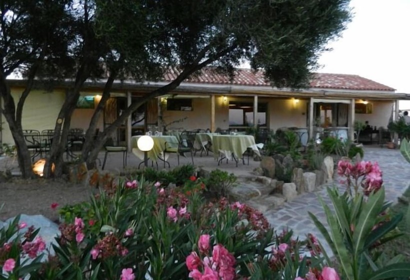 호텔 Locanda Murales   Turismo Rurale