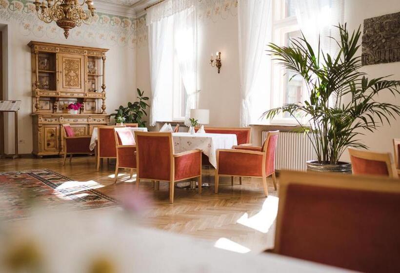 ホテル Monte Sella