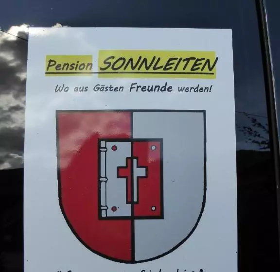 ホテル Pension & Ferienwohnung Sonnleiten