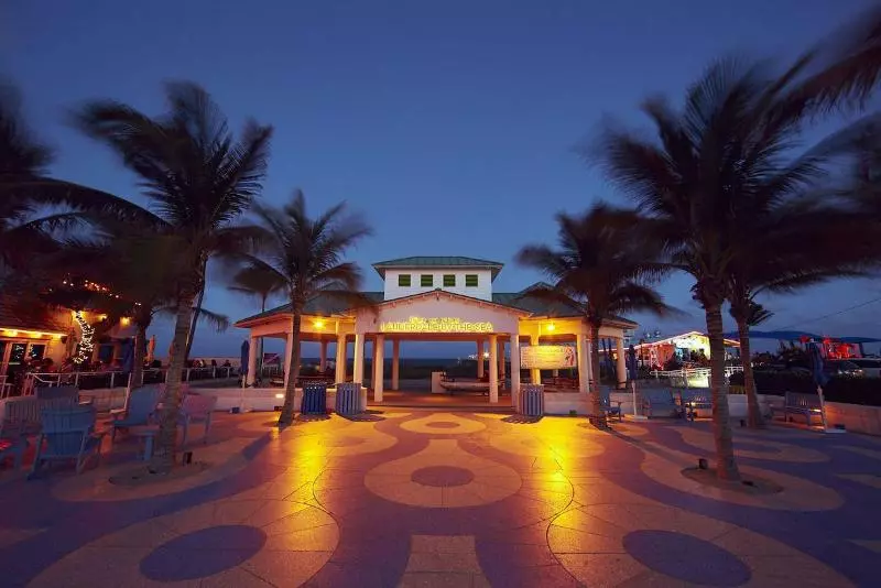 ホテル Plunge Beach Resort
